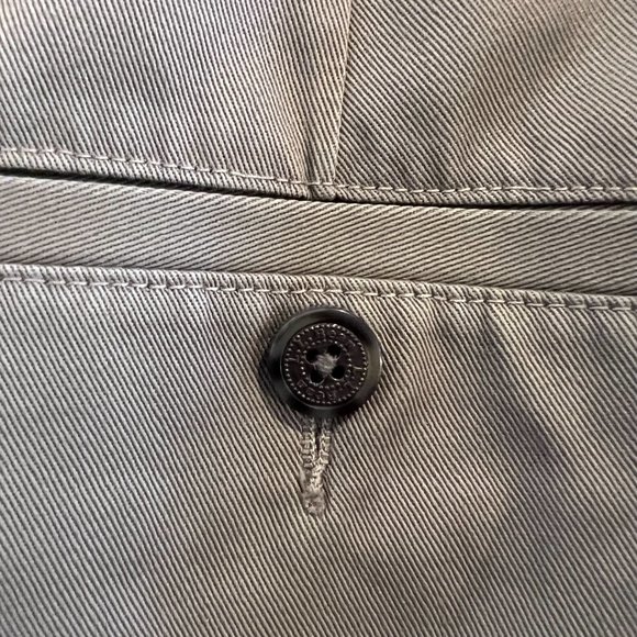 LL Bean Vintage Bayside Wrinkle Free Pleated Twill Cotton Pants w/ Comfort Waist - Picture 7 of 10